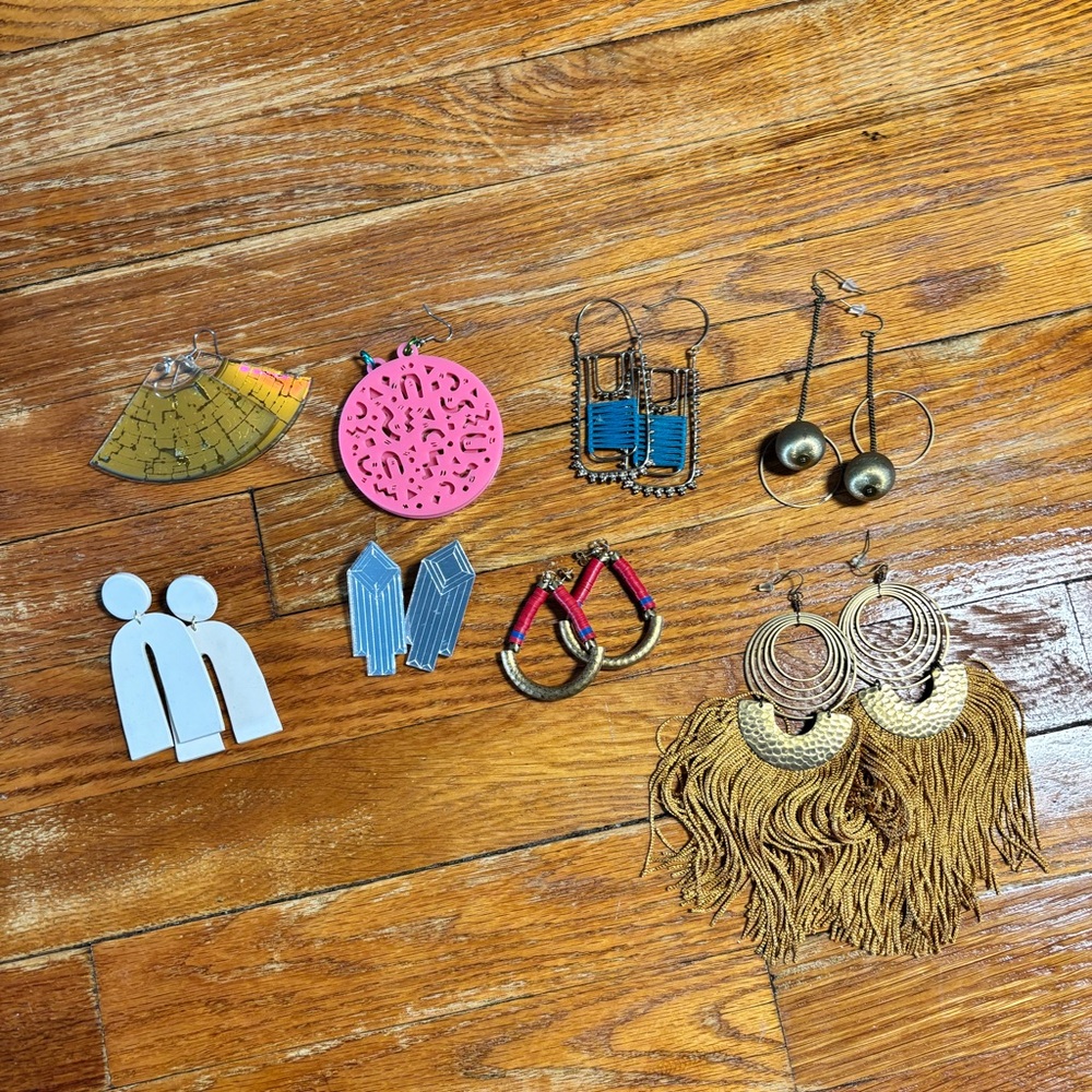 Assorted Statement Earring Lot - Picture 2 of 9